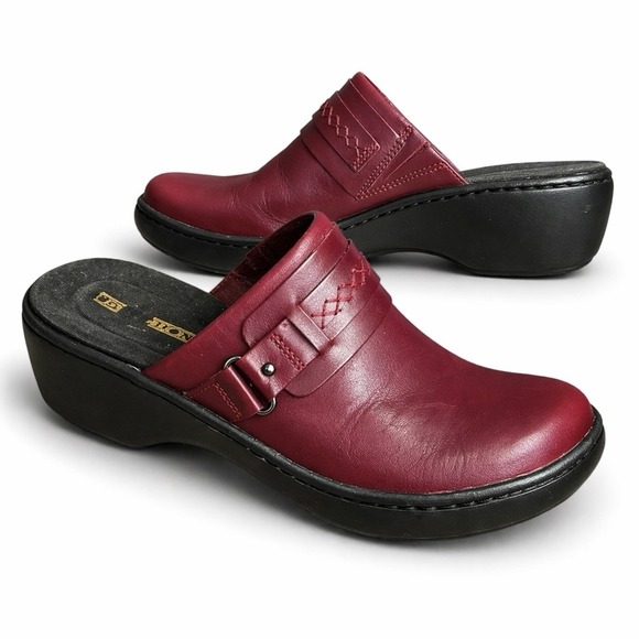 Clarks Shoes - CLARKS Delana Amber Mule Womens 8 Red Leather Slip On Comfort Wedge Clog